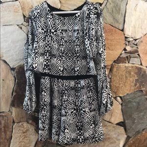 Material Girl women Romper black/white mini shorts size M